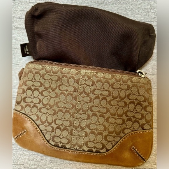 Coach Signature Wristlet - Picture 7 of 8